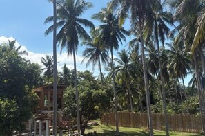 Unclassified image, 4 of 13, button - Baan Proud Proud (Khanom)