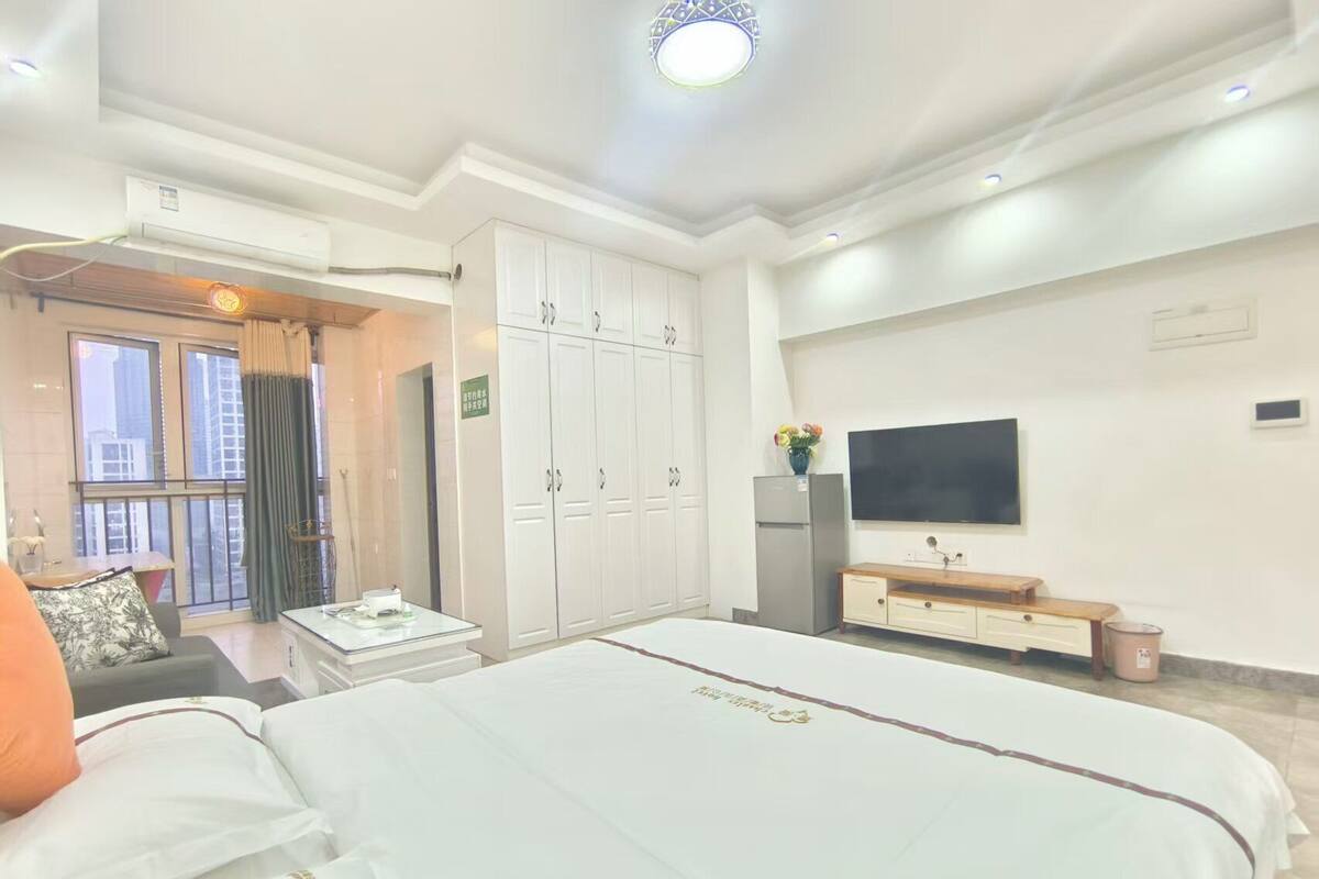 Business Room | Free WiFi, bed sheets