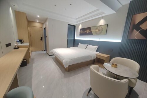 XINGHAI HOTEL AND RESORT