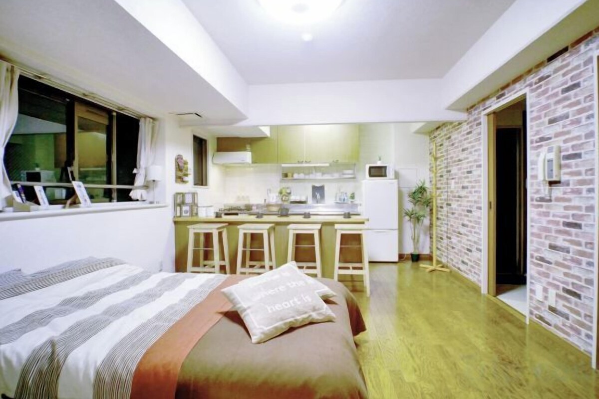 Two-Bedroom Apartment 7B