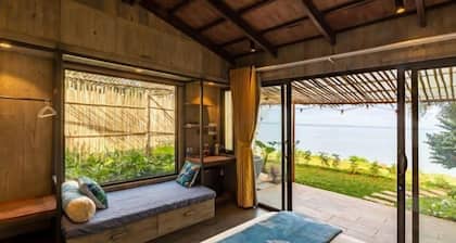 NOMIA GARDEN RETREATS