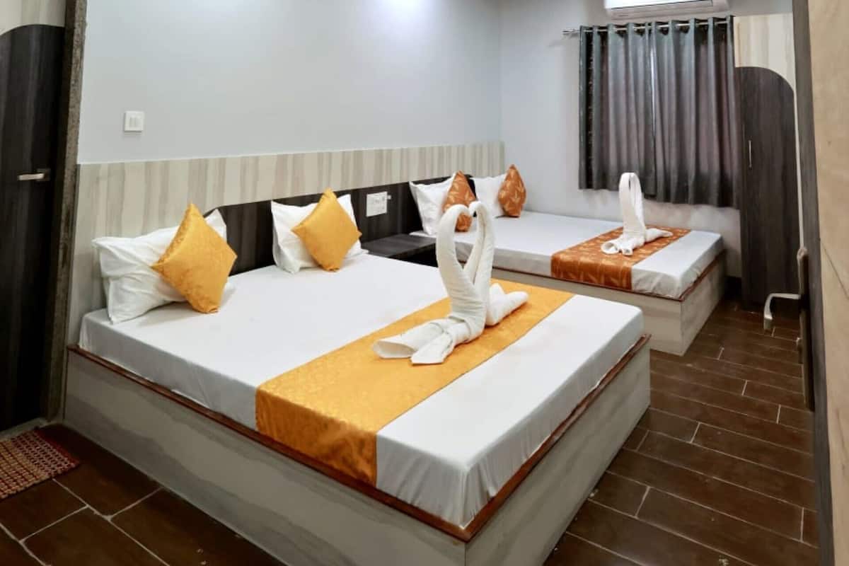 Family Room, City View | Free WiFi, bed sheets
