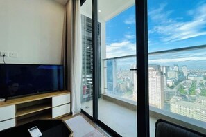 Room - PQG - Vinhomes Skylake - Lavish - Resplendent Apartments in Hanoi (Hanoi)