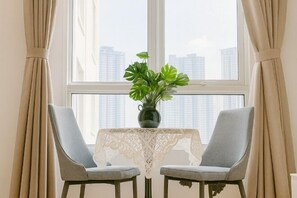 Room - The Manor 2 studio- free rooftop pool and free pick up for 5 nights (Ho Chi Minh City)