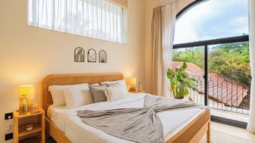 4 quartos, ferros/tábuas de passar roupa, Wi-Fi, roupa de cama
