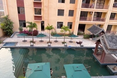 Jizhou Hotel