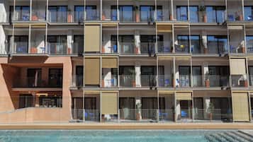 Seasonal outdoor pool