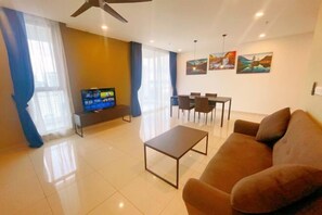 Room - GYDEN STAYCATION #The Straits Johor Bahru (Johor Bahru)