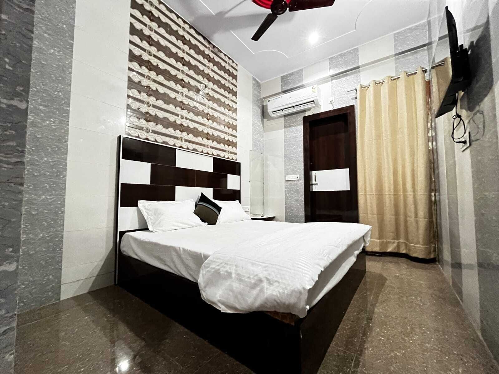 디럭스 더블룸 | 무료 WiFi, 침대 시트