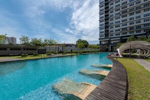 Unclassified image, 5 of 21, button - Comfy Private Home @ Sky.Pod (Puchong)