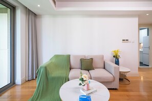 Interior - Tyms Restful 1BR 1BA Apt Yongxin Century (Shanghai)