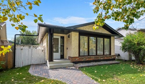 Quiet & Private Getaway » Queen Bed » Sleeps 3+