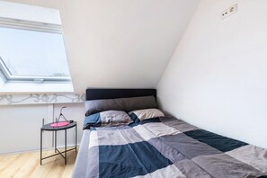 واي فاي وملاءات أسرّة