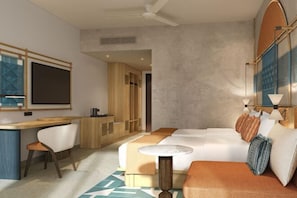 Una habitación de hotel moderna con una cama, un escritorio y una silla. Hay un espejo grande en la pared y un ventilador de techo.