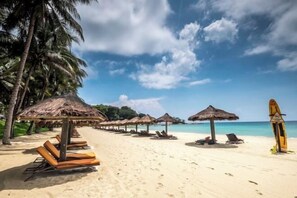 Private beach nearby, snorkelling, beach volleyball