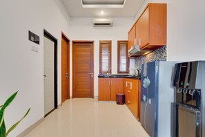 Villa, Patio, Pool View | Private kitchen