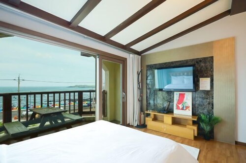 New beachscape pension jeju