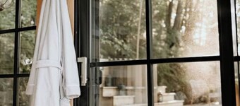 The Water’s Edge * * Unique Muskoka Treehouse * *