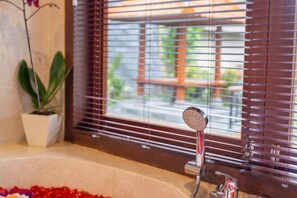 Bathroom - Tirtha Dawa villa (Bali)