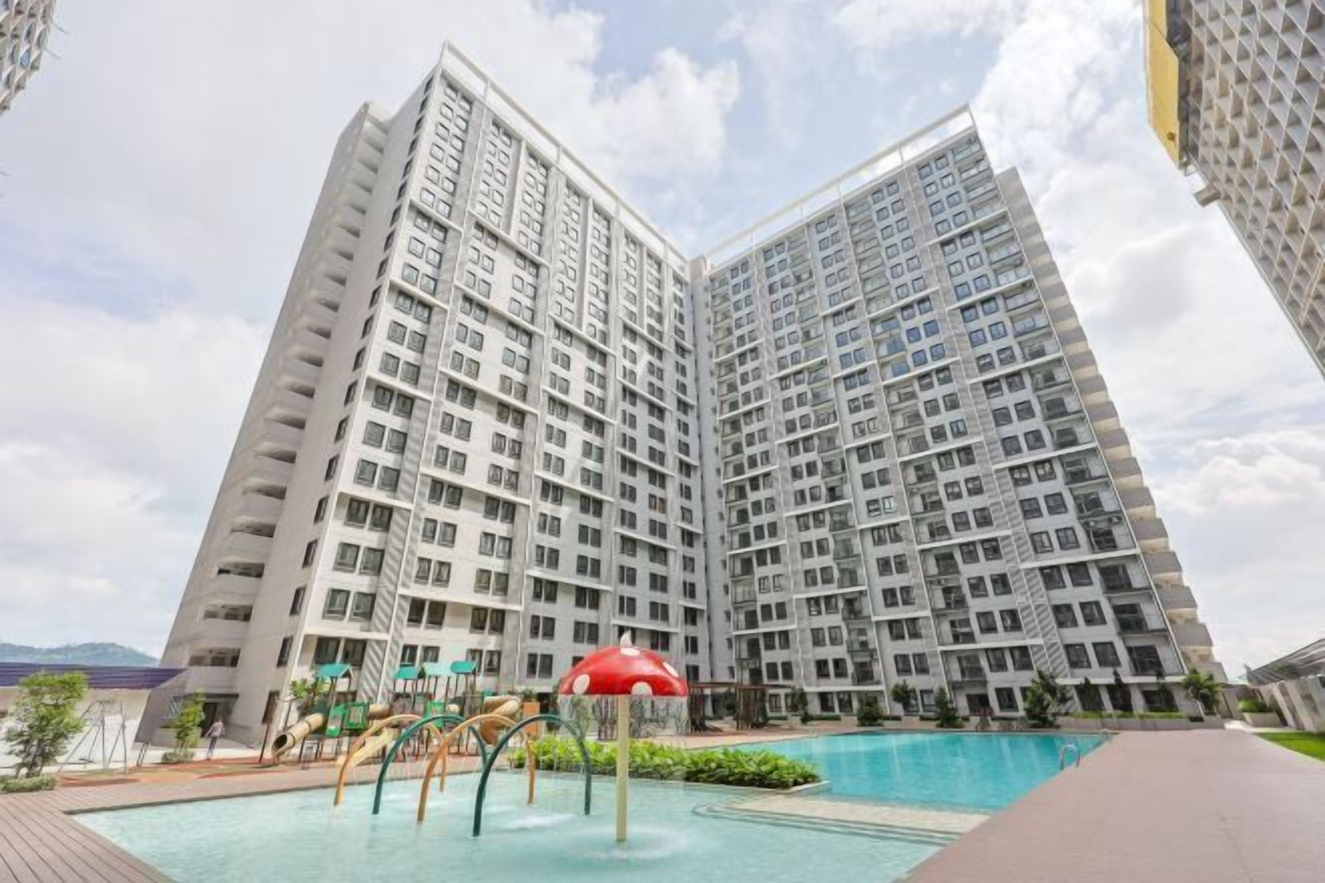 حمام سباحة خارجي