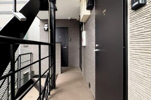 Interior - louis stage ikebukurohoncho (Tokyo)