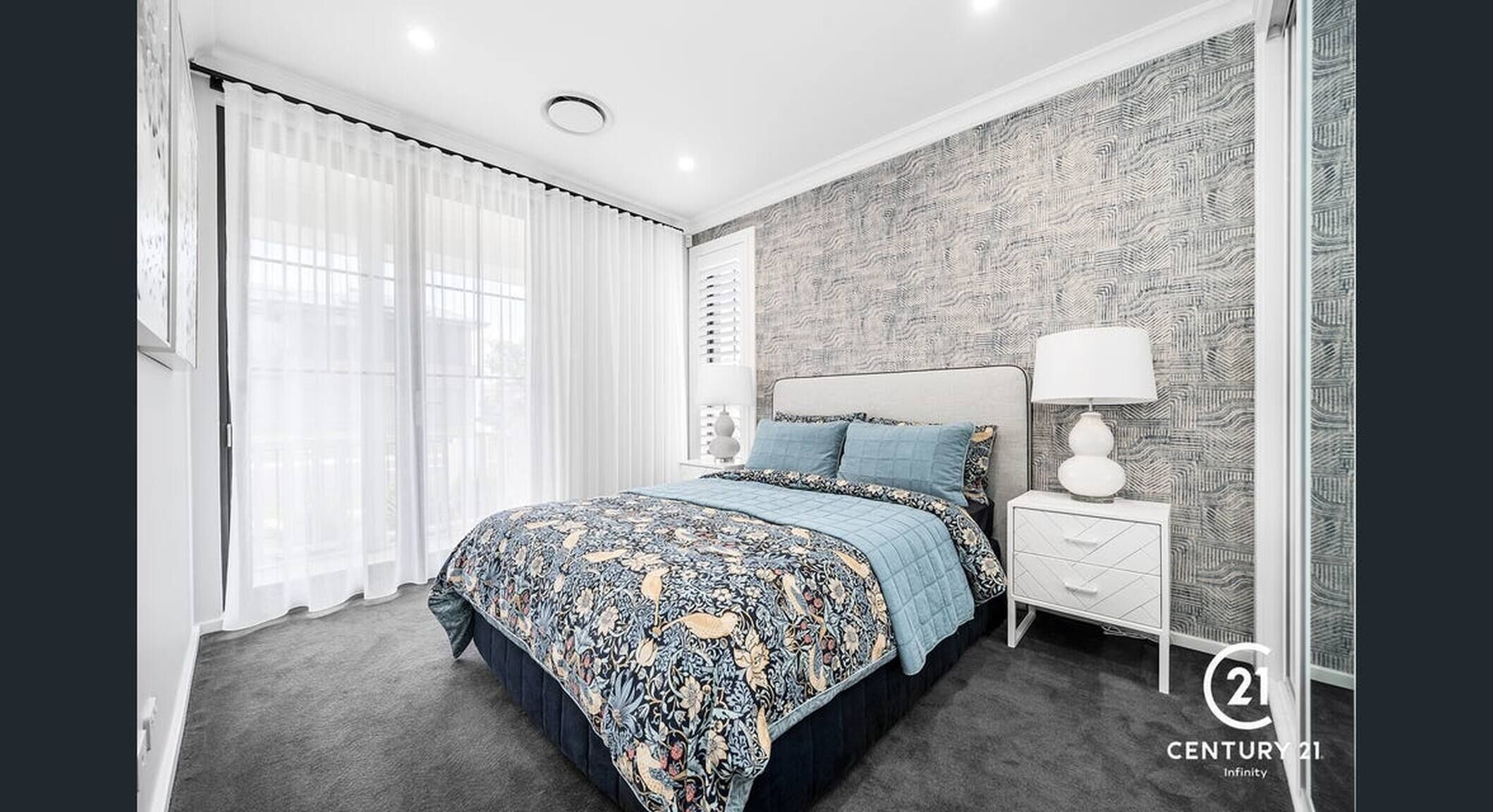 2 habitaciones, tabla de planchar con plancha y acceso a internet 