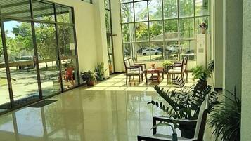 Vue depuis lâhĂ©bergement