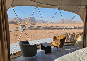 Luxury-Zweibettzimmer, Blick auf die Wüste | Innenbereich