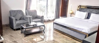 Galaxy Ambassador Guesthouse 