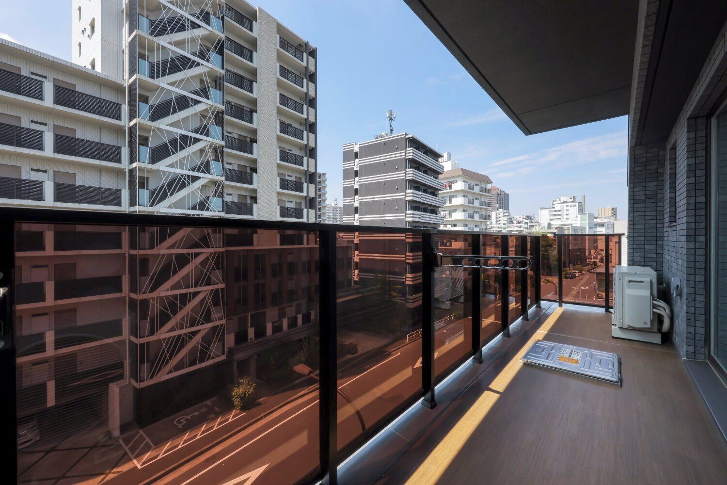 Apartemen Keluarga, Bebas Asap Rokok (e02) | Pemandangan dari kamar