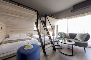 Family Apartment, Non Smoking (e01) | Free WiFi, bed sheets