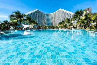 Sun SeaView Cam Ranh Resort