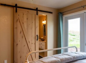 3 Schlafzimmer, Reisekinderbett, WLAN, Bettwäsche