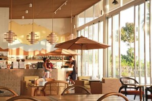 Unclassified image, 4 of 10, button - Mirror Mirror Hotel Cafe & Restaurant (Klaeng)