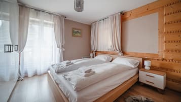 Apartament B 5 z widokiem na góry | Strykejern/-brett og wi-fi (inkludert)