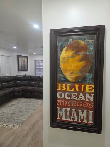 Charming 3-bedroom house in lovely Delray Beach with AC