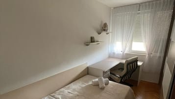 3 bedrooms, iron/ironing board, WiFi
