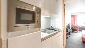 Unclassified image, 3 of 10, button - Standard Room in Antwerp Near Grand Palace (Antwerp)