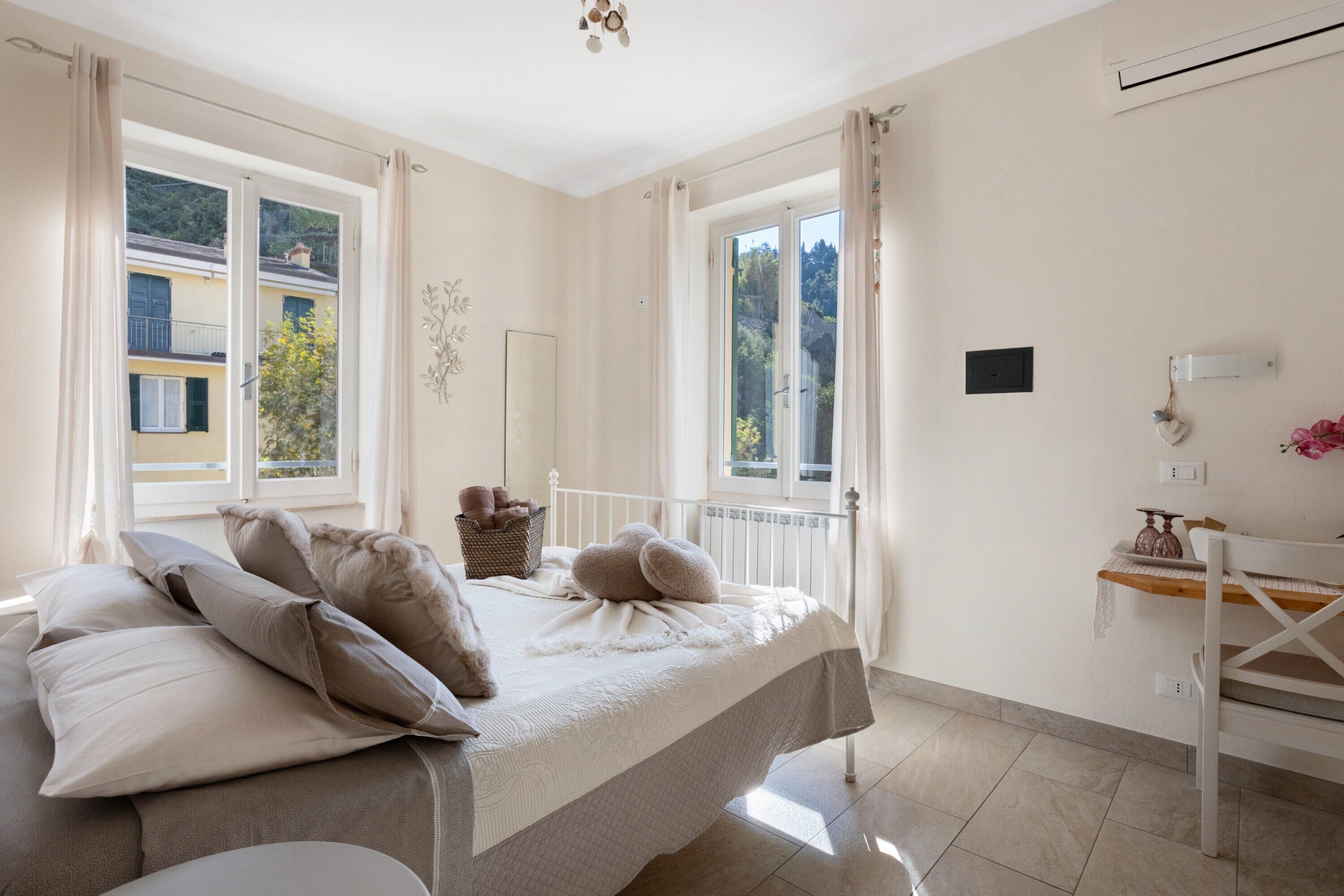 1 多间卧室、熨斗/熨衣板、WiFi、床单