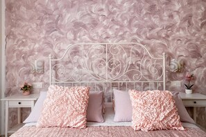 1 غرفة نوم ومكواة/لوح كي وواي فاي وملاءات أسرّة