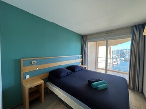 2 室のベッドルーム