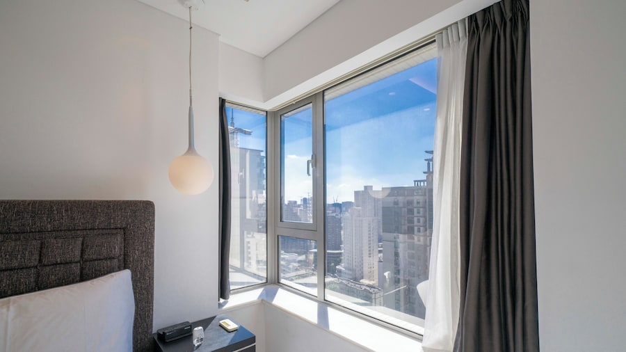 Tyms Bright 2BR 1BA Suite Xujiahui