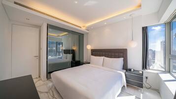 Superior Apartment, 2 Bedrooms, Kitchen, City View | Iron/ironing board, free WiFi