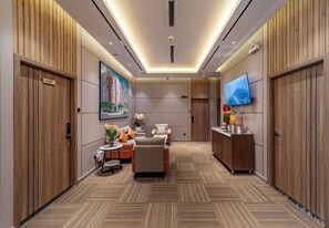 Unclassified image, 2 of 32, button - B&M HOTEL (Ho Chi Minh City)