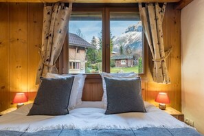 5 quartos, escrivaninha, berço de viagem, Wi-Fi de cortesia