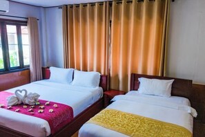 Room - Hometown of Dragon Hotel (Vang Vieng)