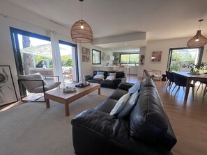 Living area - Superb villa with pool (Castelnau-le-Lez)