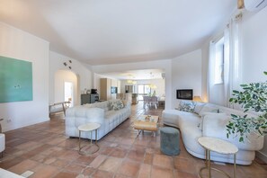 TV, fireplace, ping pong - Casa da Paz by Amarantevillas (Algoz)