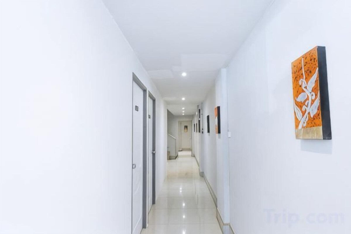 Double Room With Shared Bathroom
