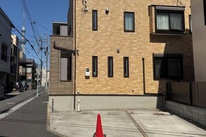 View from property - Tokyo Sakura Hotel (Tokyo)